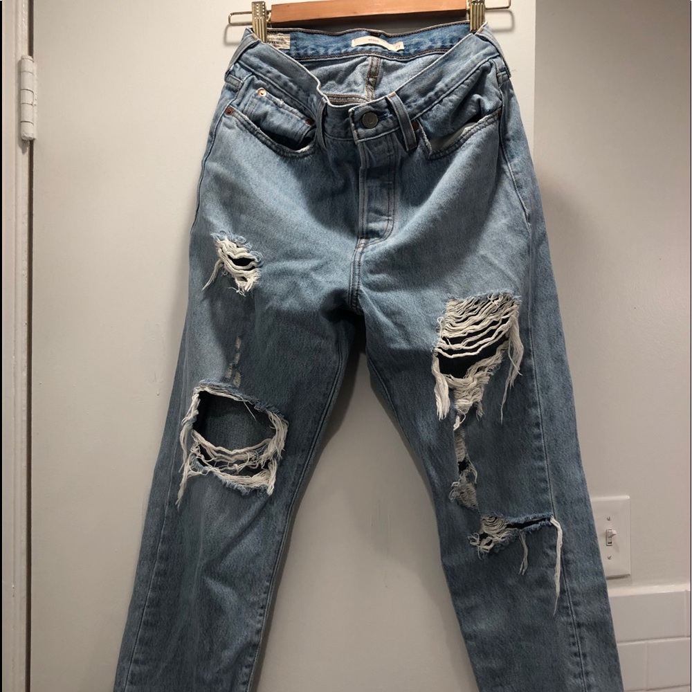 Levi’s Wedgie Jeans